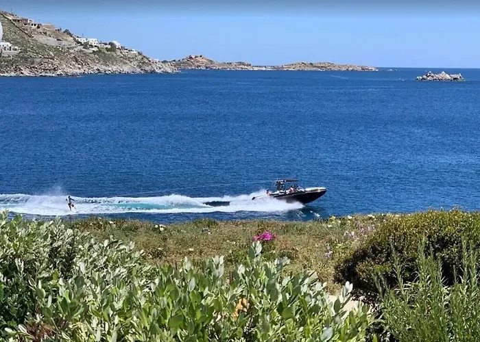 Afrodite On The Sea *